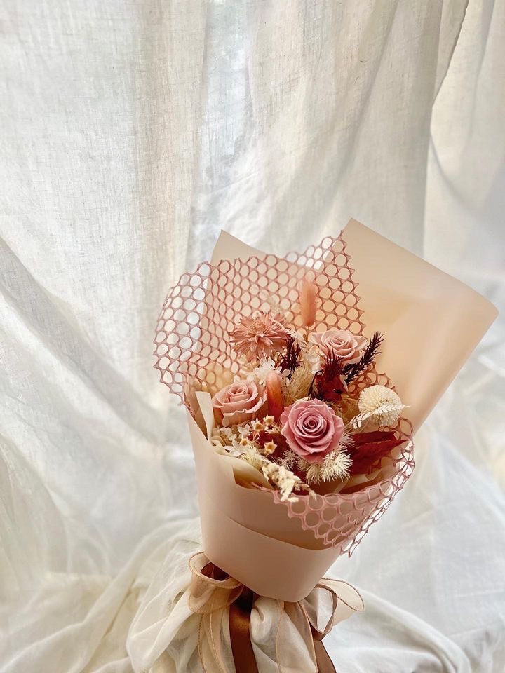 奶油風永生花束